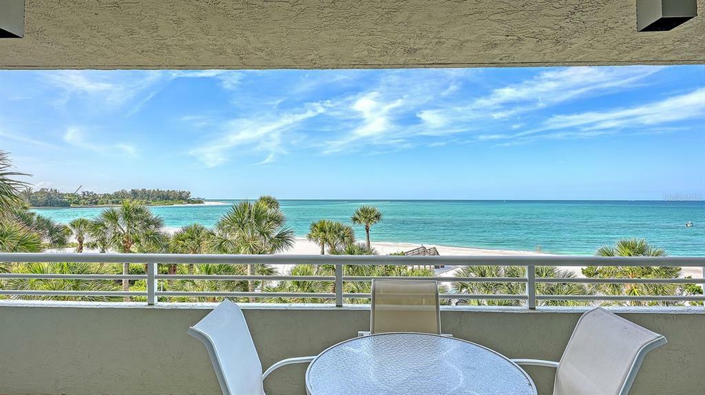 Property Photo: 210 Sands Point Road 2307 FL 34228
