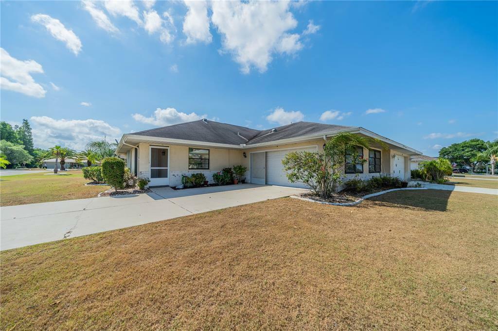 Property Photo:  1917 W Del Webb Boulevard  FL 33573 