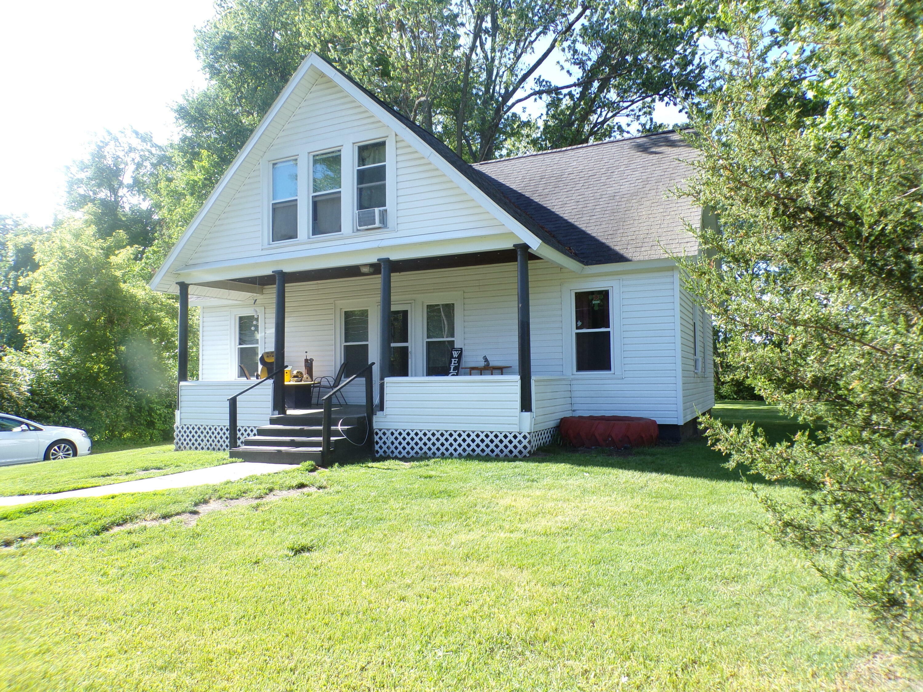 Property Photo:  88 W Bacon Street  MI 49242 