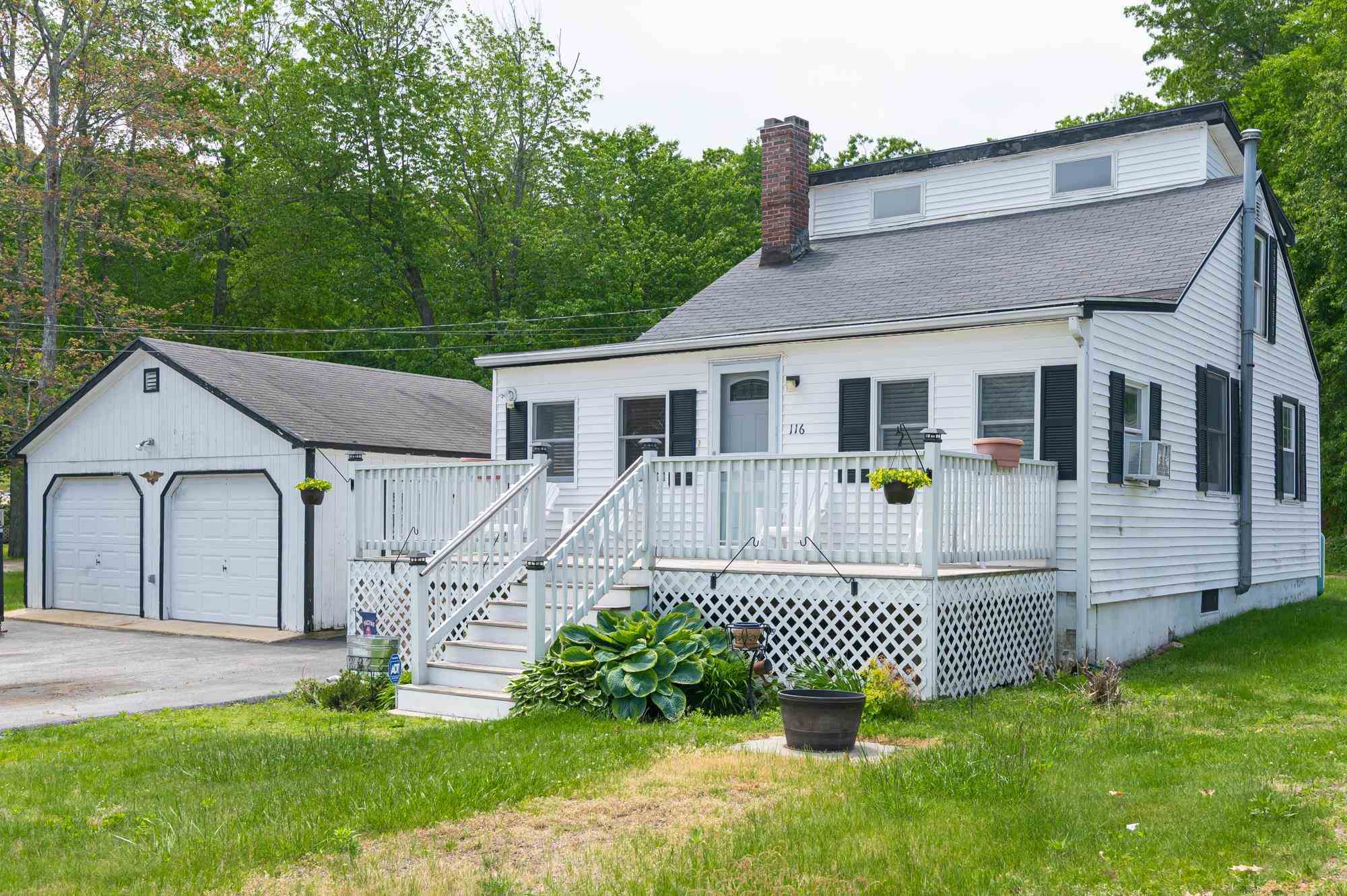 Property Photo:  116 Shore Drive  NH 03079 