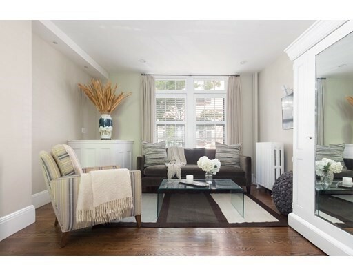 Property Photo: 132 Myrtle 1 MA 02114