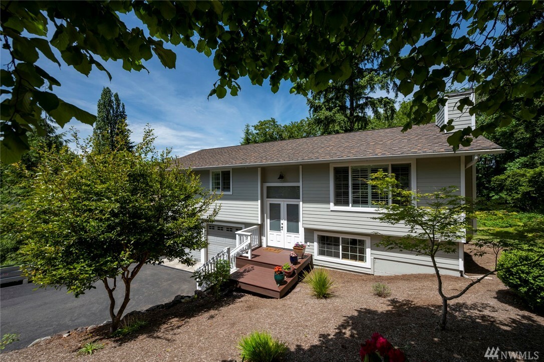 Property Photo:  1947 2nd St  WA 98033 