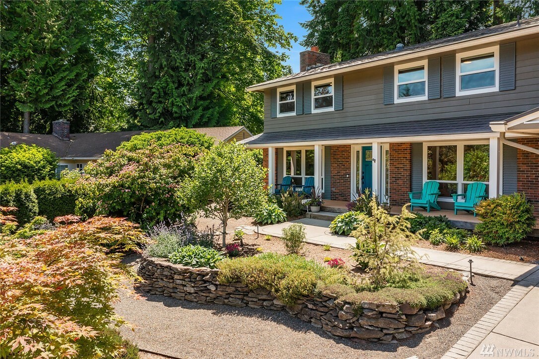 Property Photo: 18101 NE 25th St WA 98052