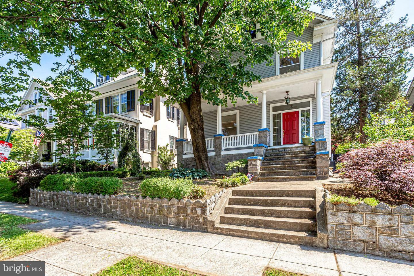 Property Photo:  1220 Delafield Place NW  DC 20011 