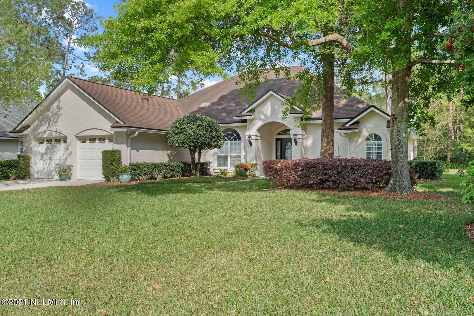 Property Photo:  1687 Misty Lake Drive  FL 32003 