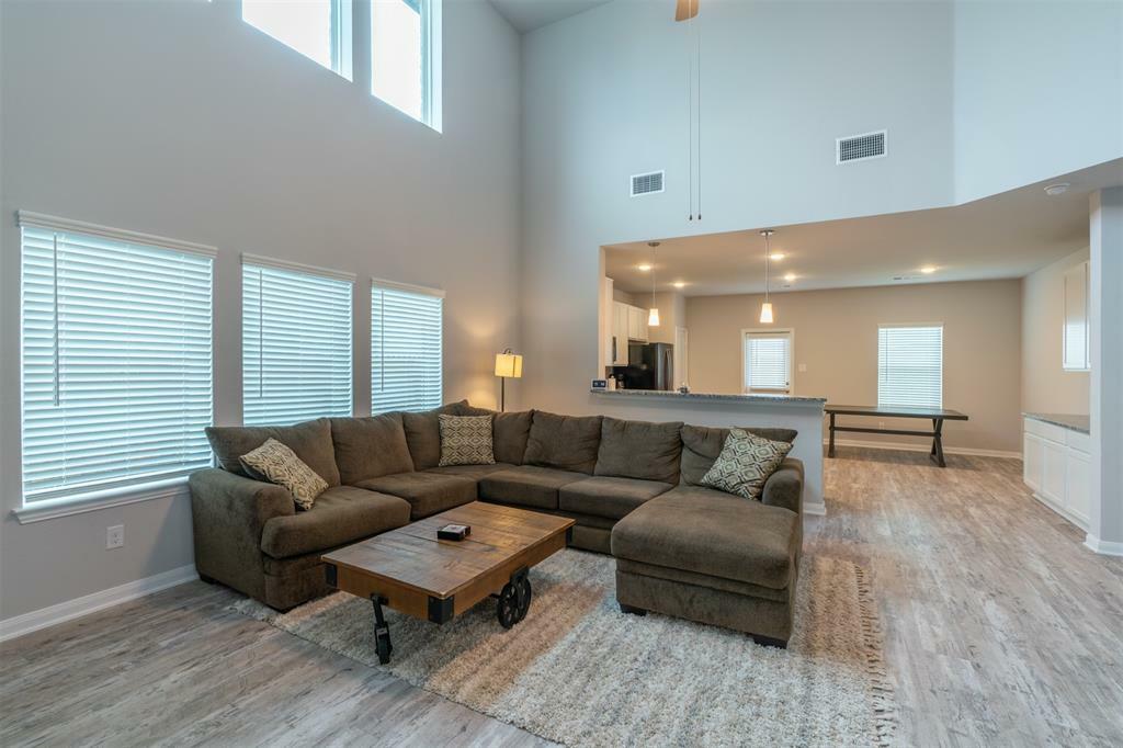 Property Photo:  2055 Crosby Drive  TX 75126 