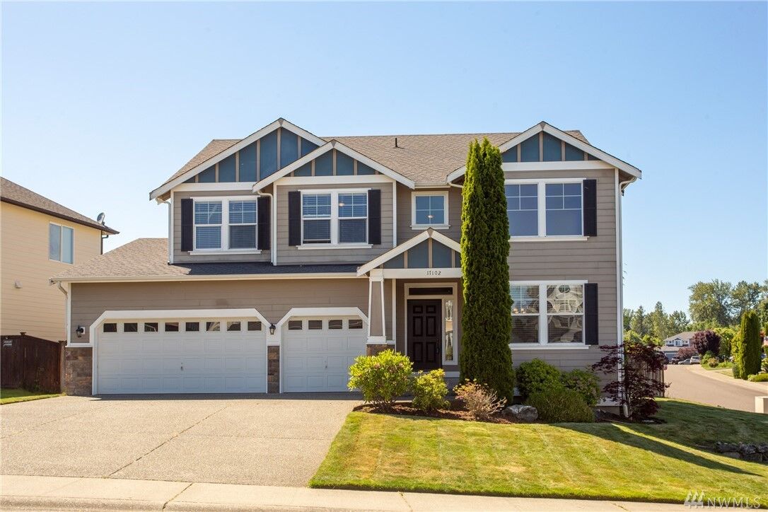 Property Photo:  17102 135th Ave E  WA 98374