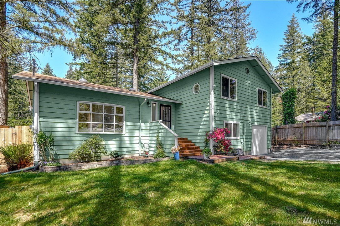 Property Photo: 17327 428th Ave SE WA 98045