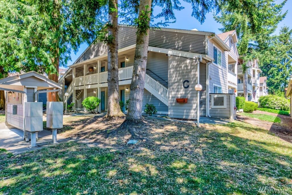 Property Photo:  215 100th St SW C102  WA 98204 