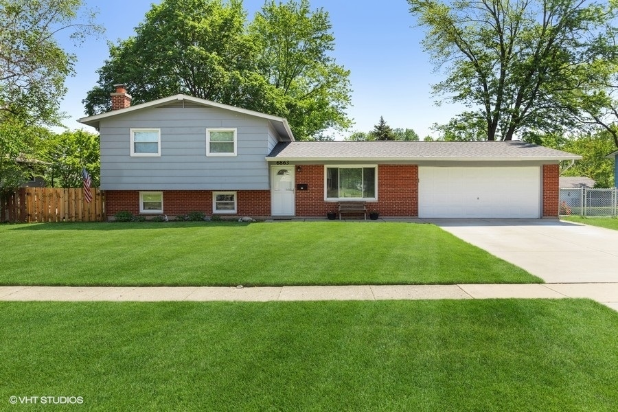 Property Photo:  6863 Valley View Road  IL 60133 