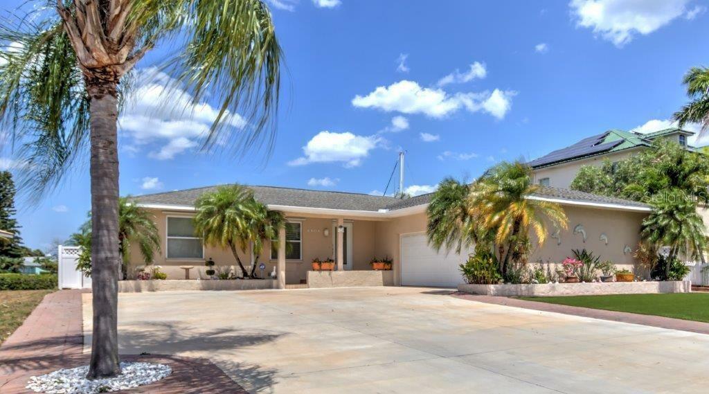 Property Photo:  6506 Bimini Court  FL 33572 