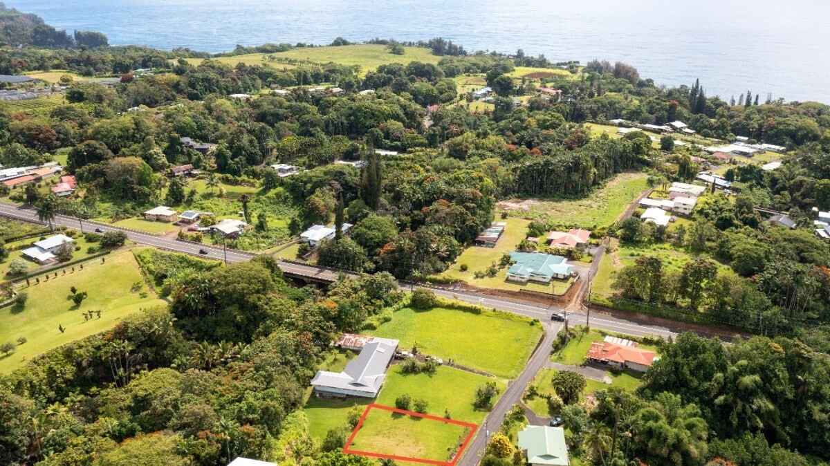 Property Photo:  27-300 Kaieie Rd  HI 96781 