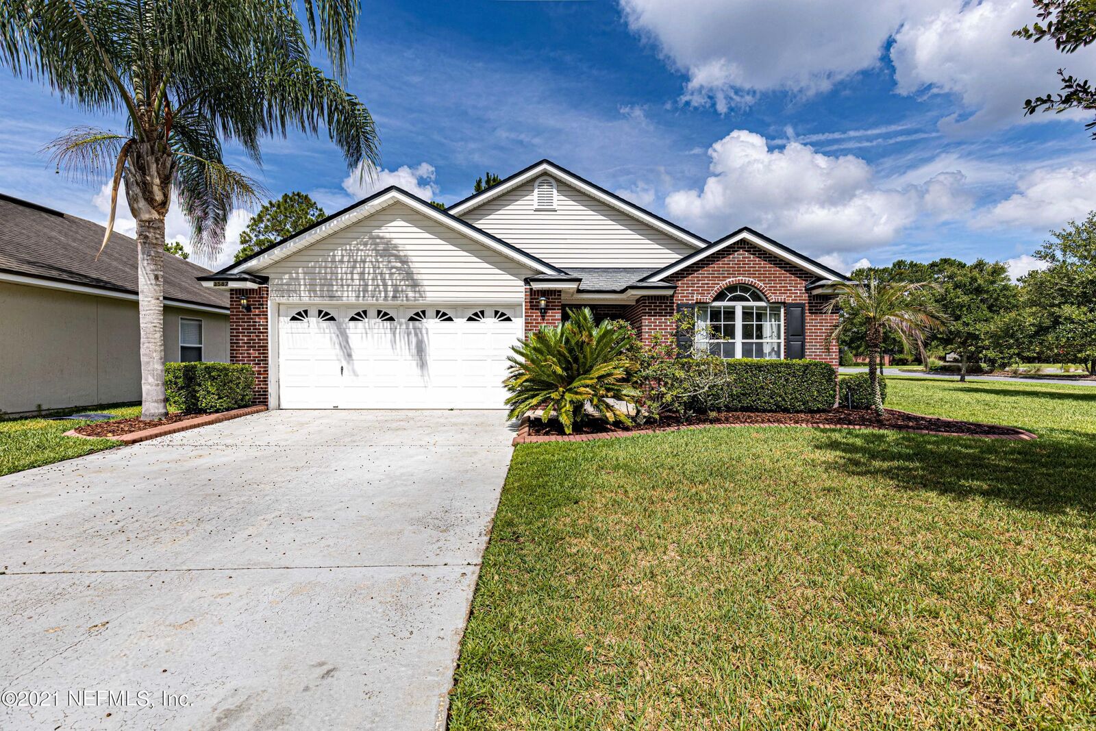 Property Photo: 3587 Waterford Oaks Drive FL 32065