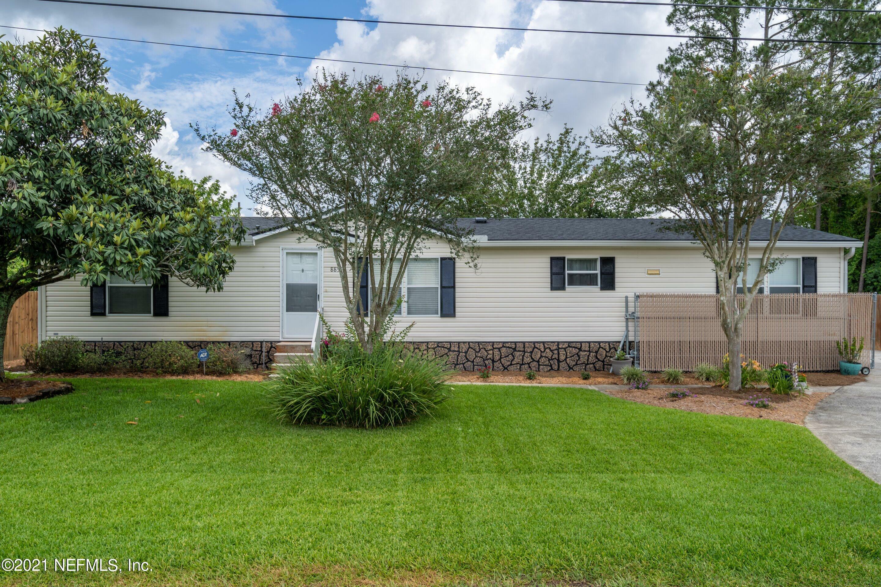 Property Photo:  8853 Taurus Circle N  FL 32222 