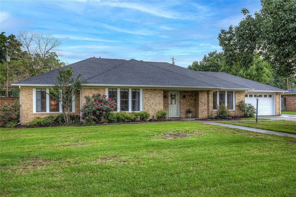 Property Photo:  1609 Debbie Street  TX 75482 