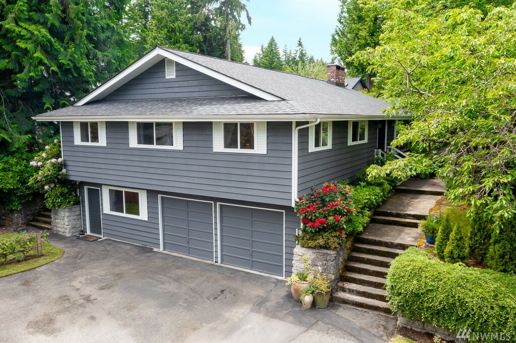 Property Photo: 14217 Old Redmond Rd WA 98052