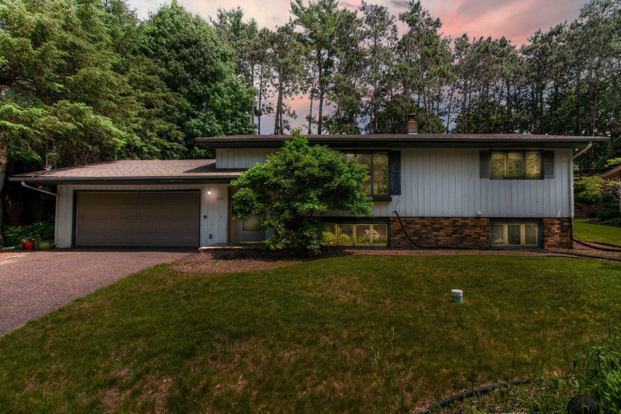 Property Photo: 2817 Legion Avenue N MN 55042
