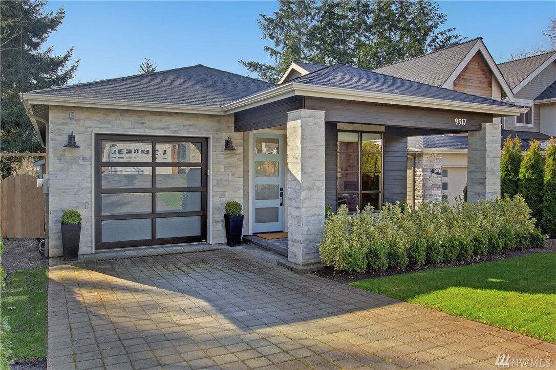 Property Photo:  9917  130th Avenue NE  WA 98033 