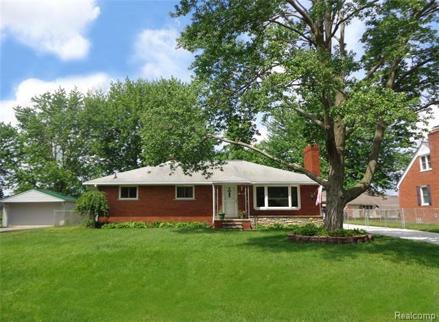 Property Photo: 51241 Neumaier Drive MI 48316