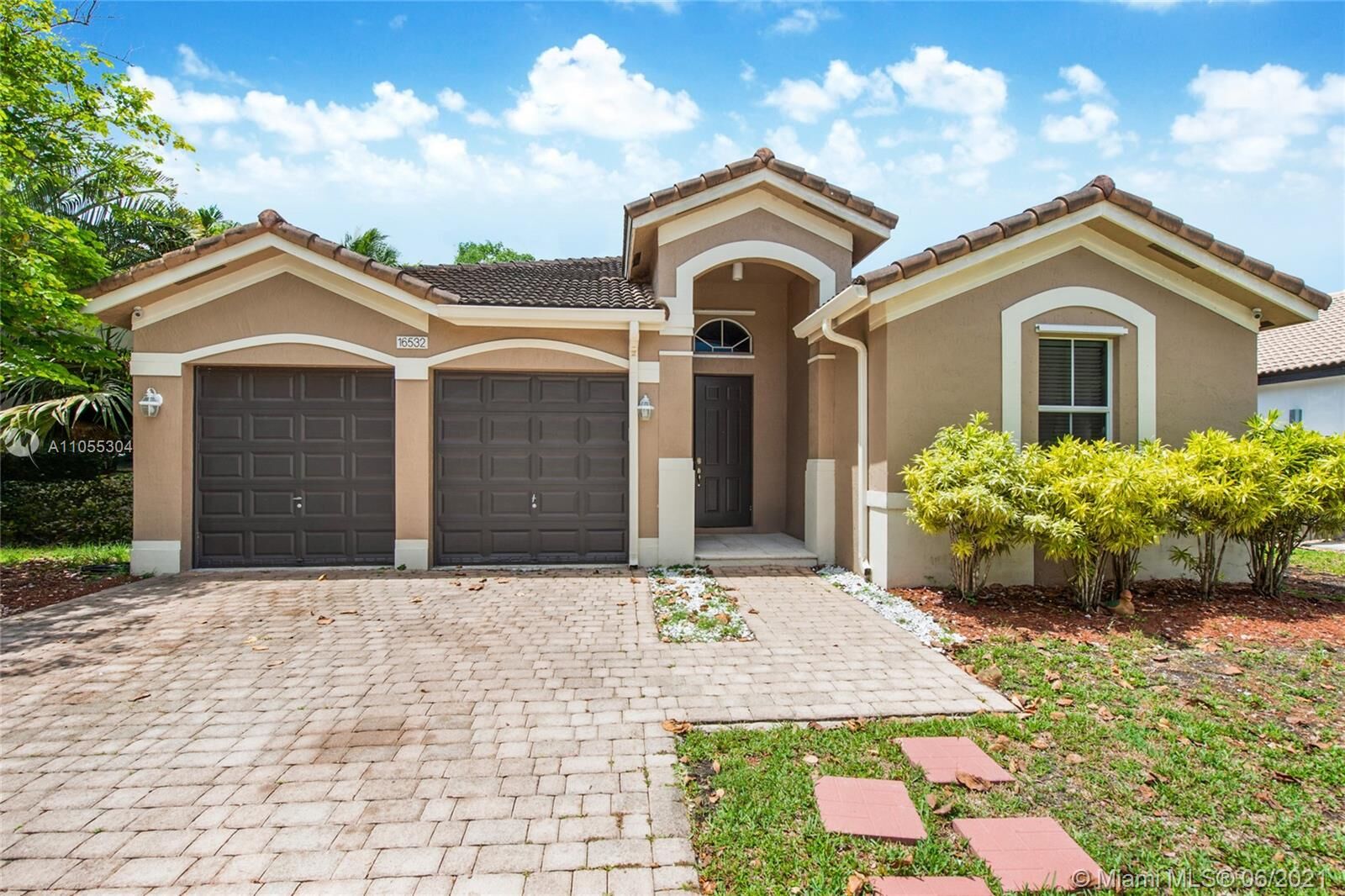 Property Photo:  16532 SW 58th Ter  FL 33193 