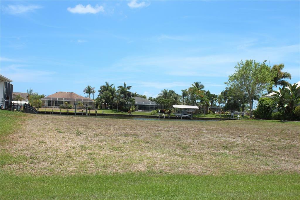 Property Photo:  15874 Aqua Circle  FL 33981 