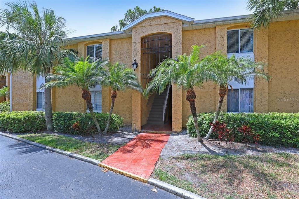 Property Photo:  1967 Toucan Way 203  FL 34232 