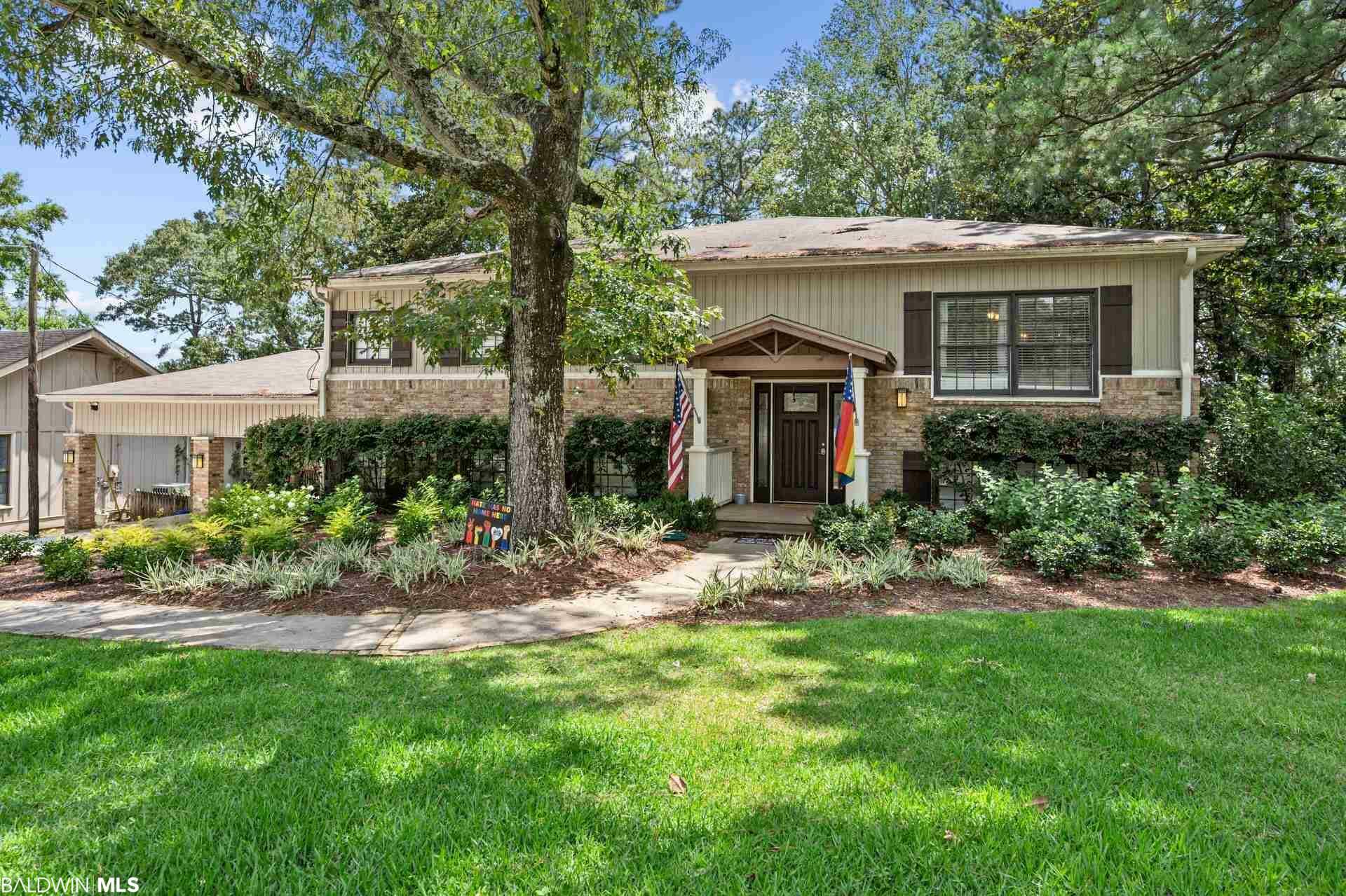 Property Photo:  104 Malibu Circle  AL 36526 