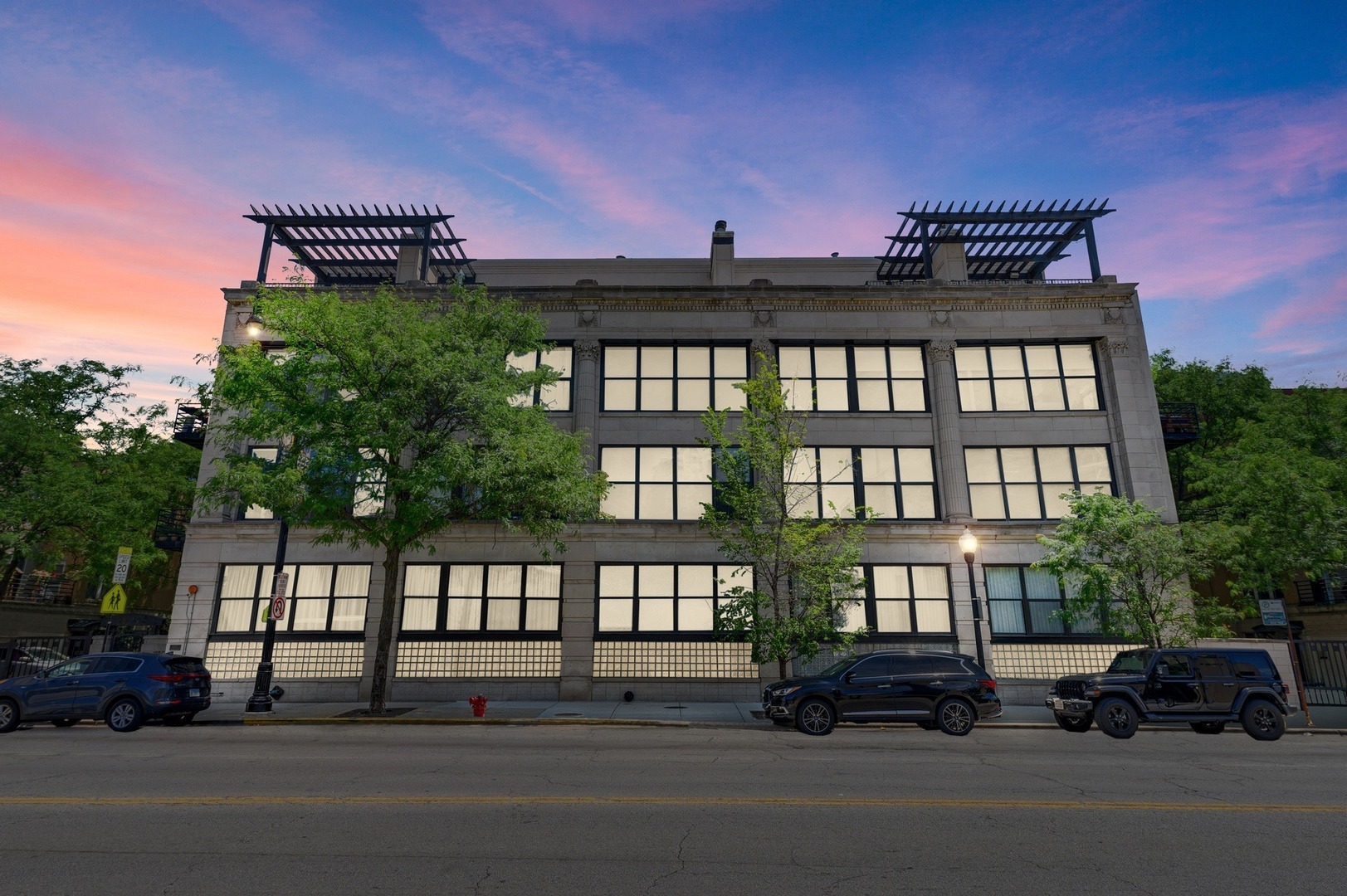 1525 S Michigan Avenue 103  Chicago IL 60605 photo