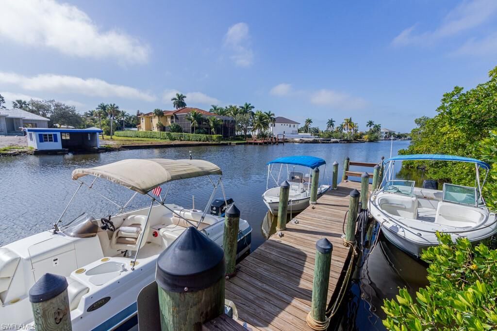 Property Photo: 2206 Anchorage Ln A FL 34104