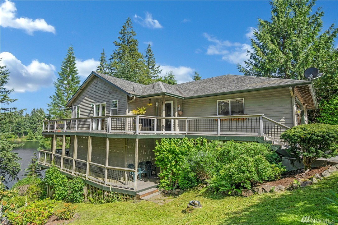 Property Photo:  6231 Adams Log Cabin Rd  WA 98290 