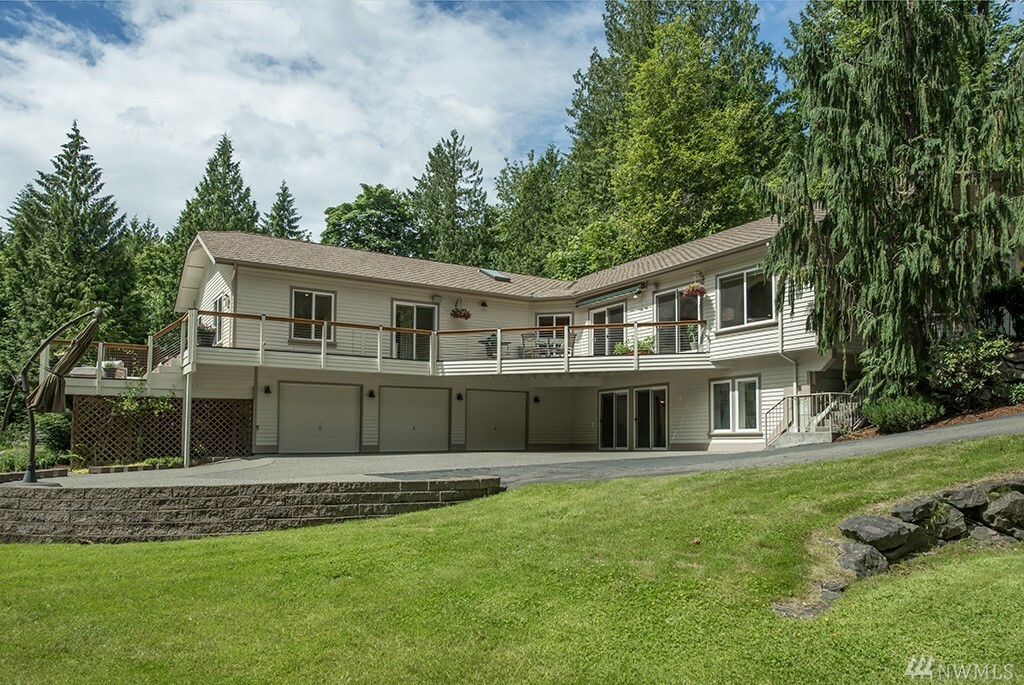 Property Photo:  20843 SE 123rd St  WA 98027 