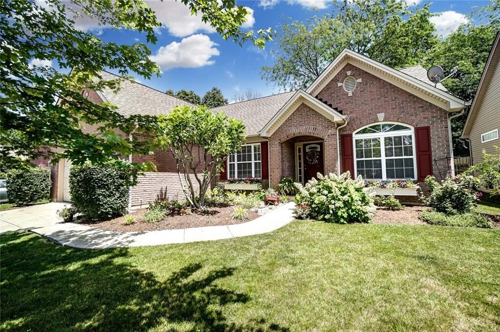 Property Photo:  7798 Dew Drop Circle  OH 45039 