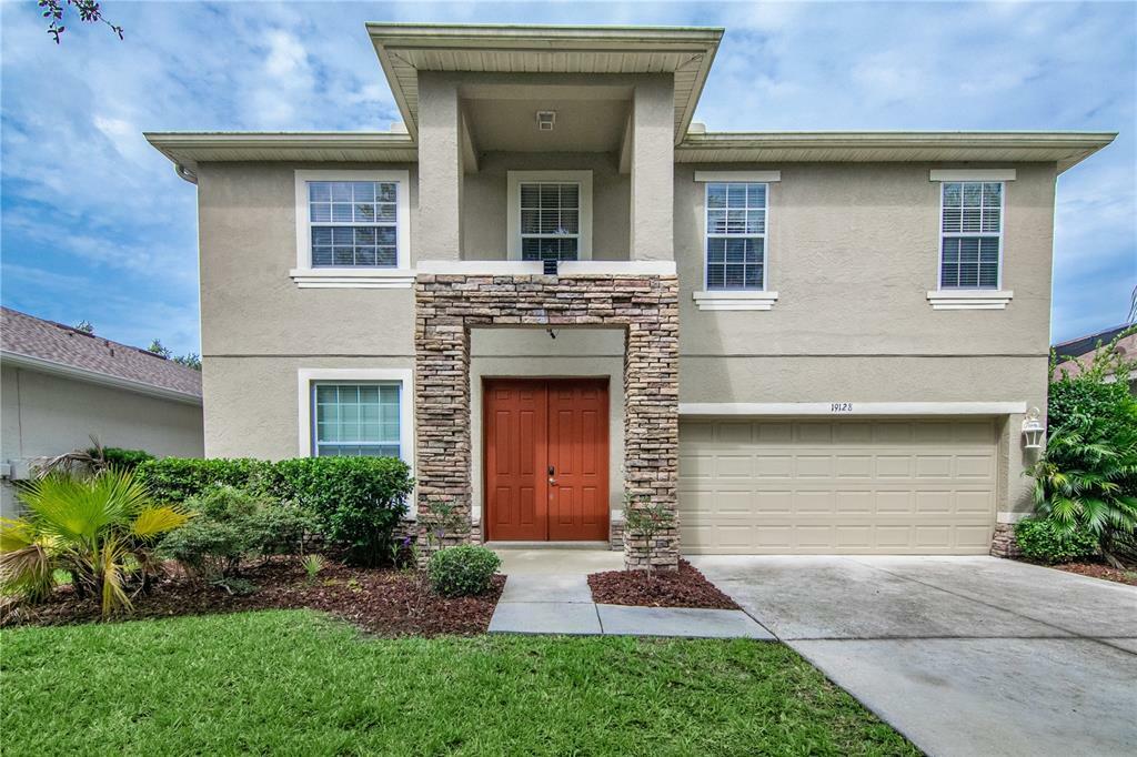 Property Photo:  19128 Meadow Pine Drive  FL 33647 