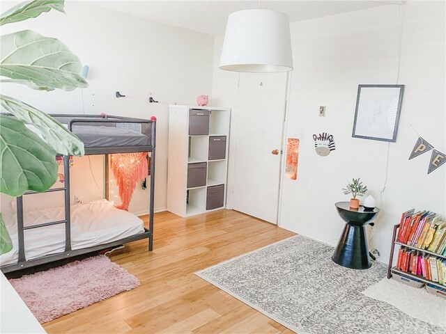 Property Photo: 810 Edgewood Street 204 CA 90302
