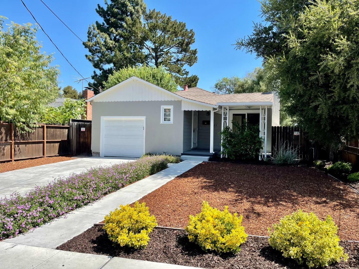 Property Photo: 1503 Hudson Street CA 94061