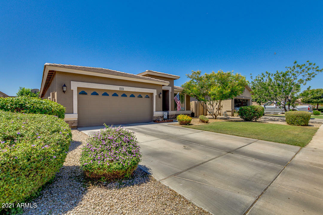 Property Photo: 16187 W Evans Drive AZ 85379