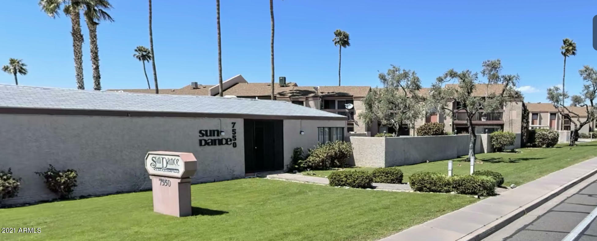 Property Photo: 7550 N 12th Street 247 AZ 85020