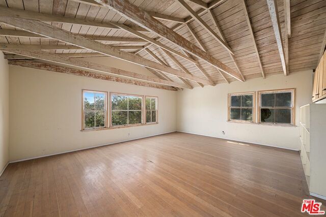 Property Photo: 850 Rome Dr CA 90065