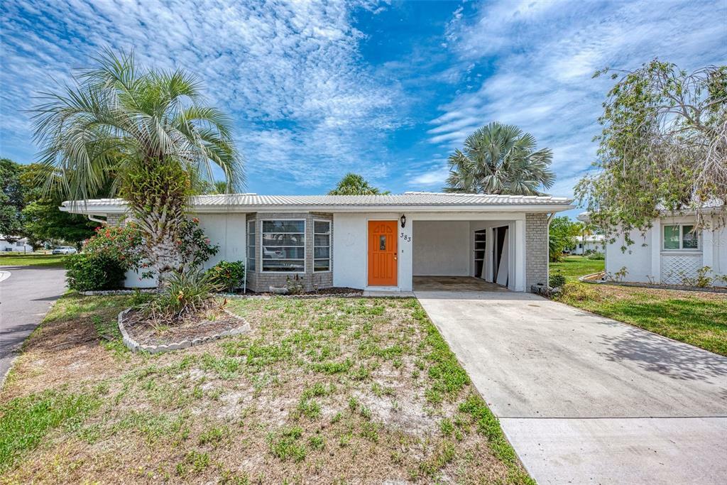 Property Photo:  383 Circlewood Drive Z-8  FL 34293 