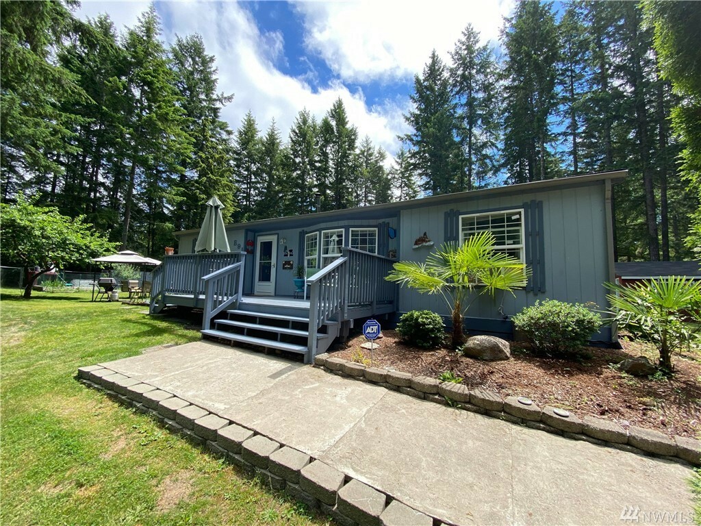 Property Photo: 91 E Midnight Ct WA 98524