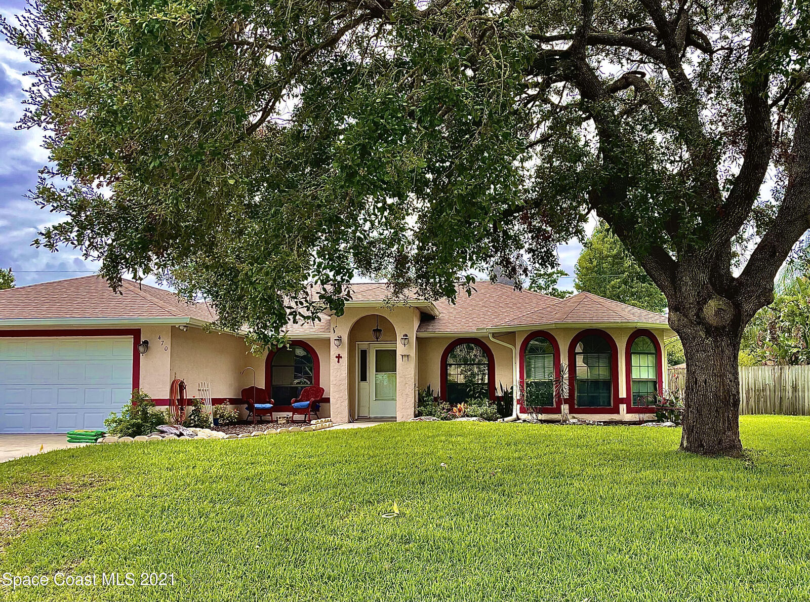 Property Photo: 470 Plant Avenue NE FL 32907