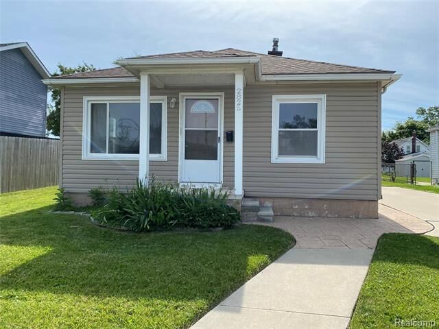 2825 5th Street  Trenton MI 48183 photo