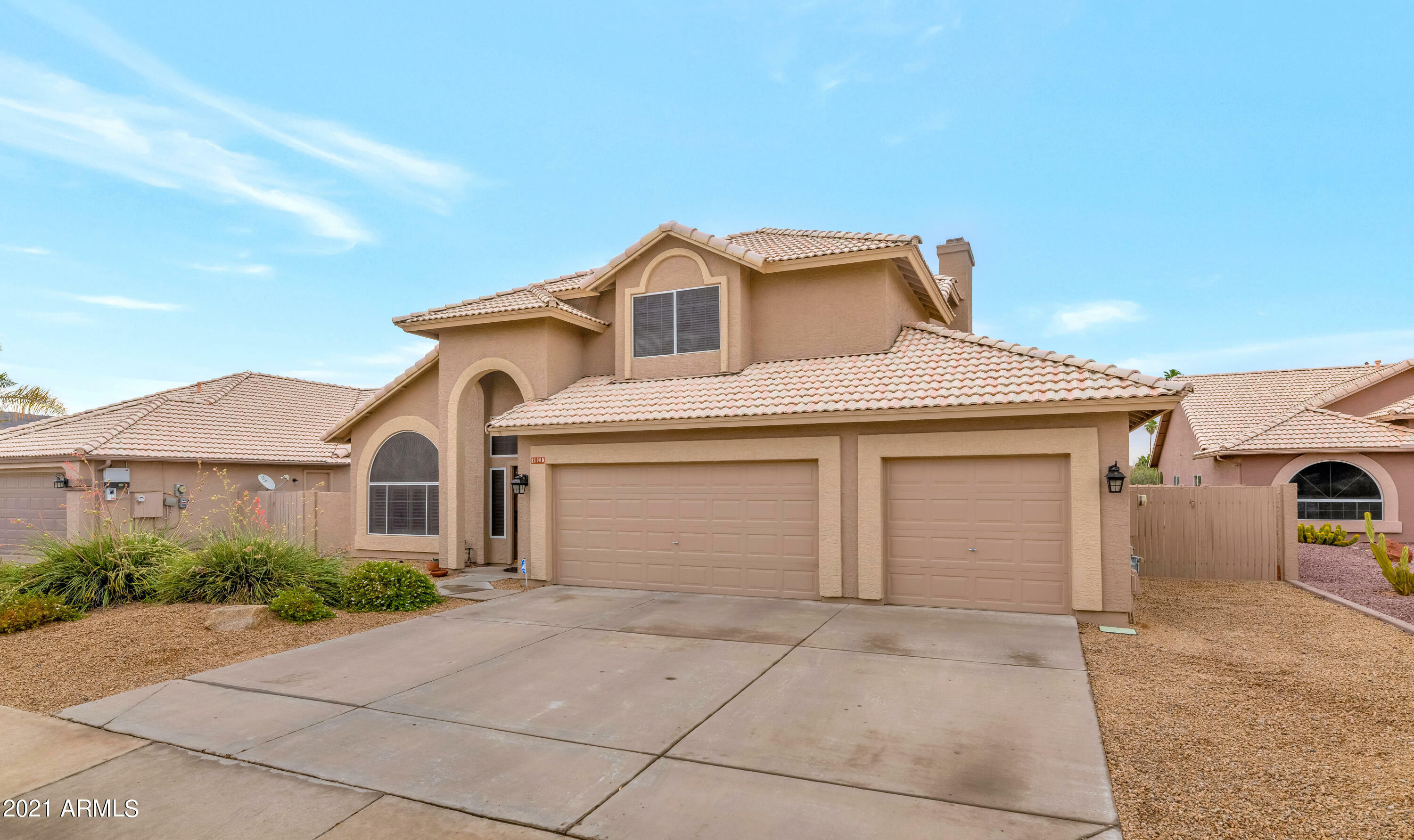 Property Photo:  21089 N 64th Avenue  AZ 85308 