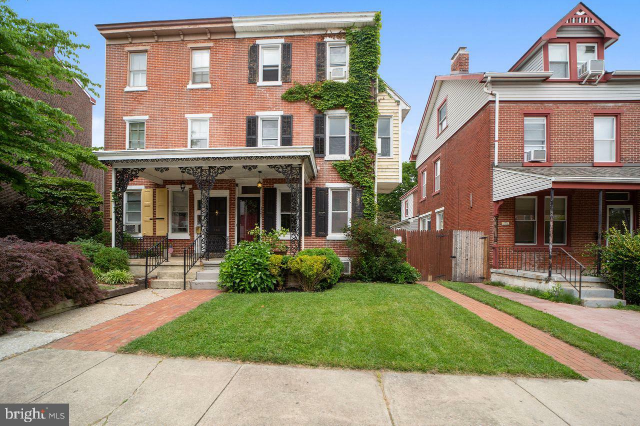 Property Photo: 127 E Barnard Street PA 19382