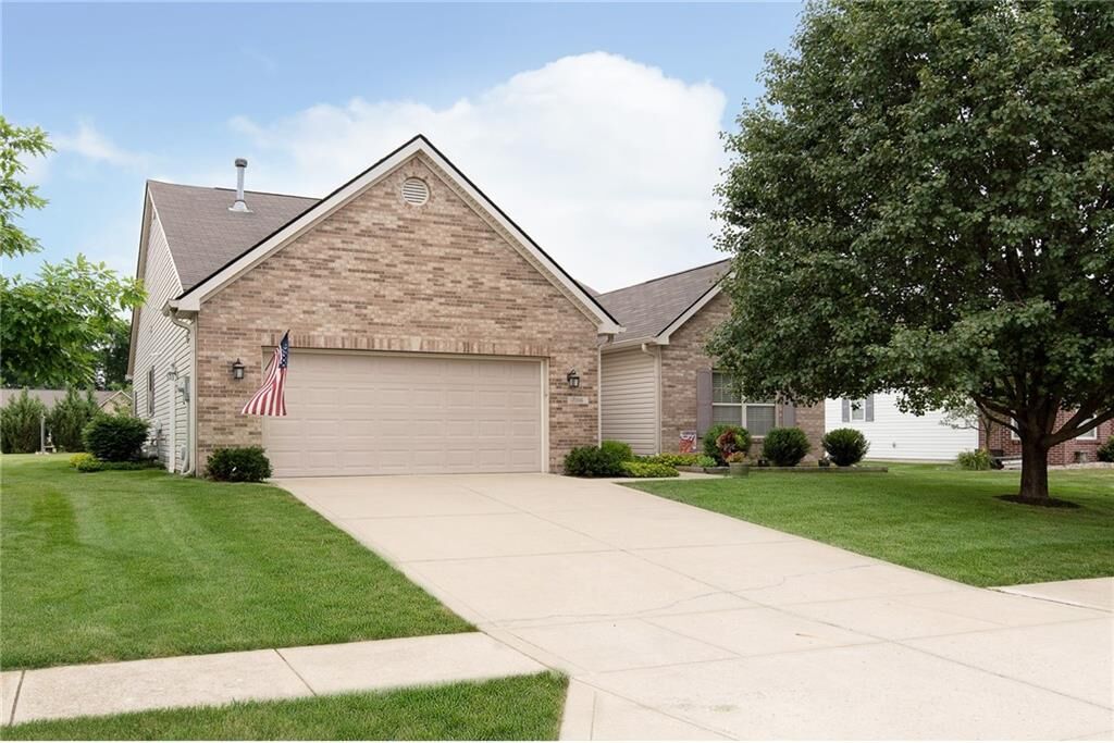 Property Photo:  7116 Willow Pond Drive  IN 46062 