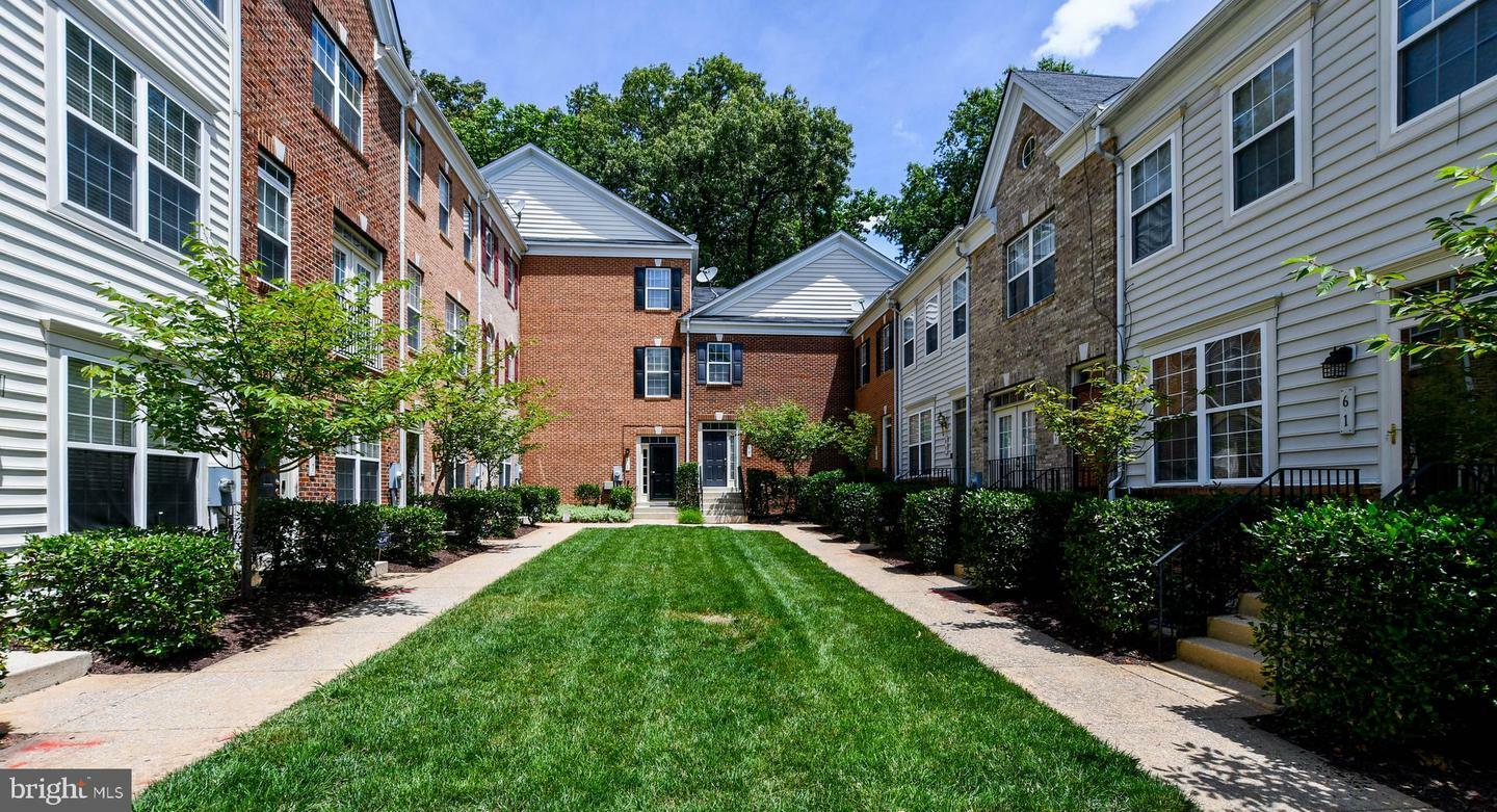 Property Photo: 71 Danbury Street SW DC 20032