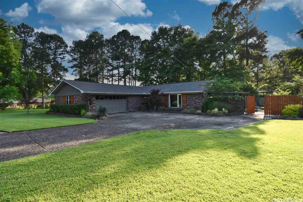 Property Photo:  314 Mockingbird Street  AR 71913 