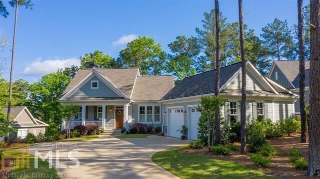 Property Photo: 1051 Club Pointe Circle GA 30642