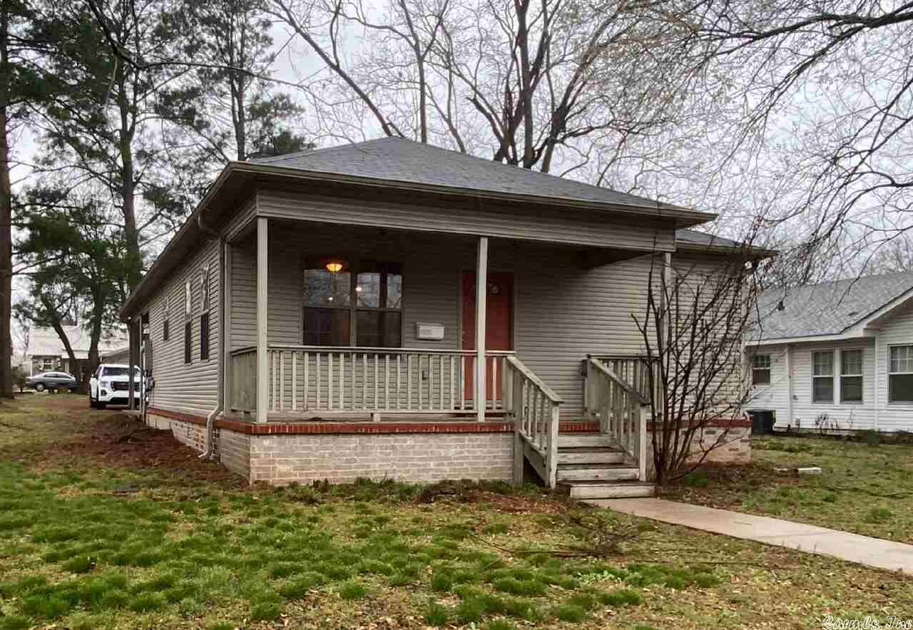 Property Photo: 801 N Oak Street AR 72110