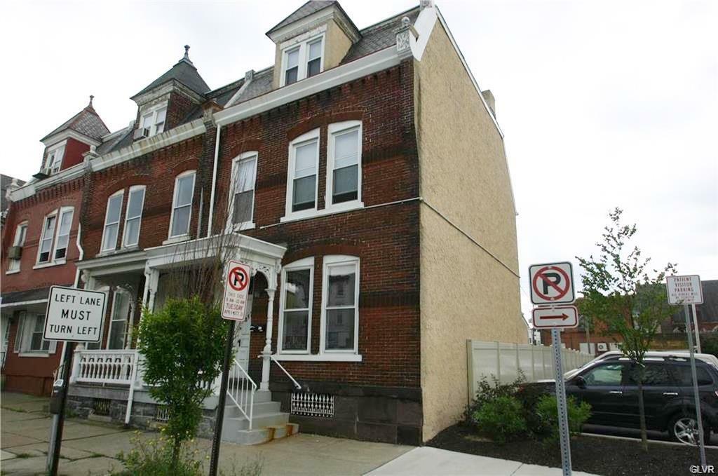 Property Photo:  317 West Broad Street  PA 18018 